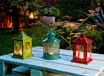 Metal lantern-candle jar with glass sides