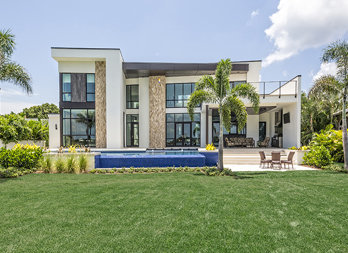 Artificial grass with high resilience to foot traffic